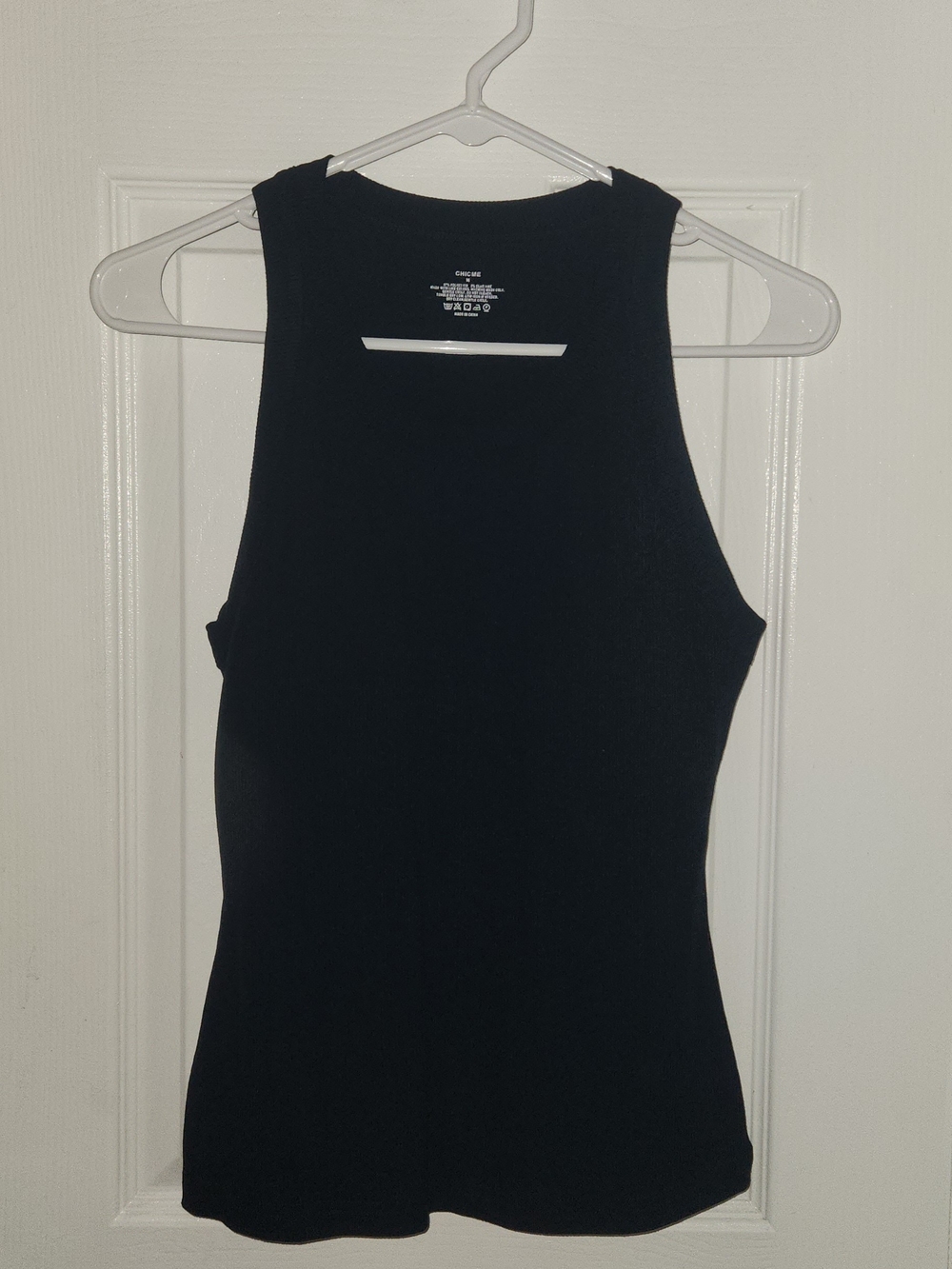 Sleek Black Ribbed Racerback Tank With Built-In Bra